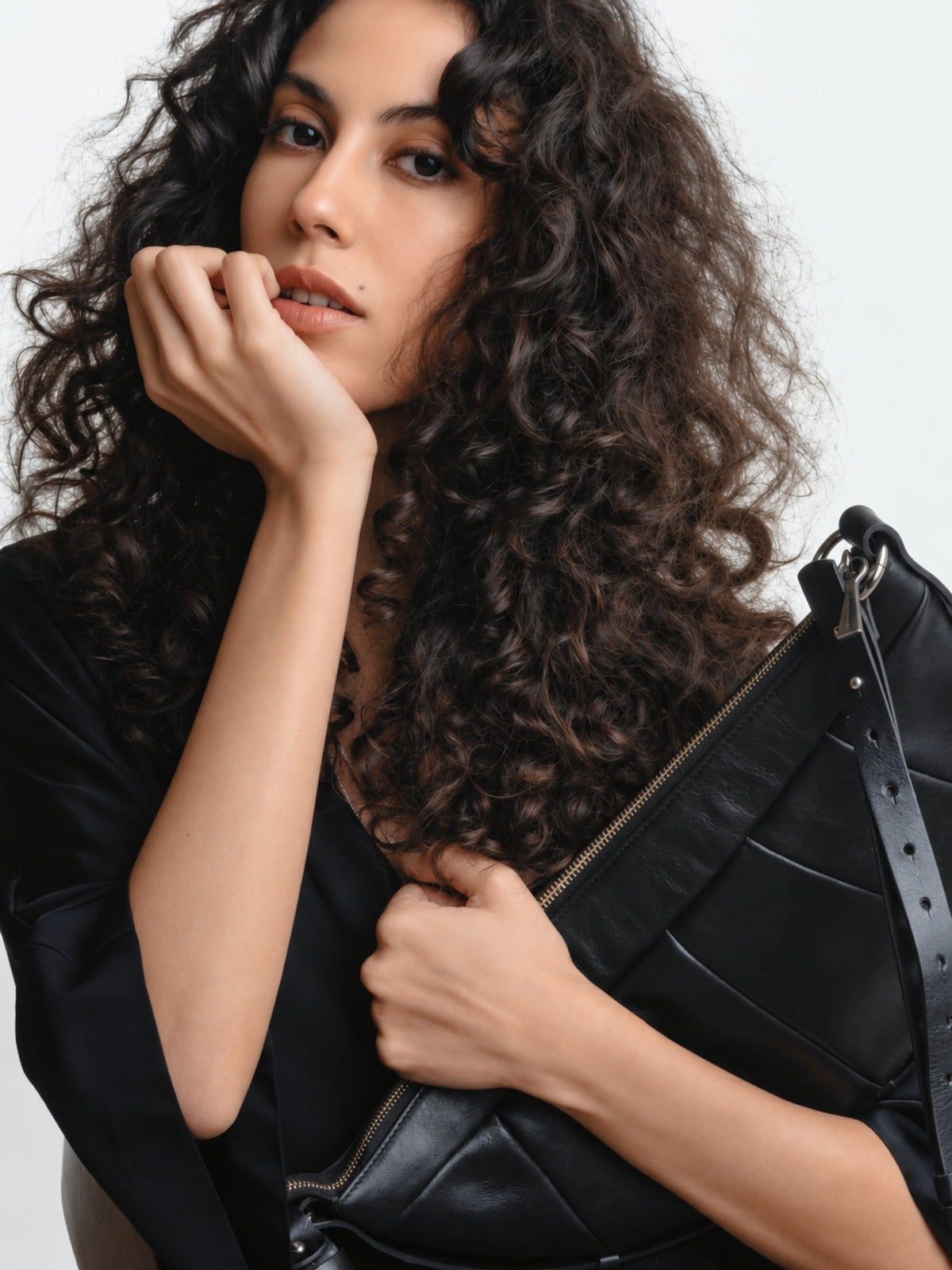 Bolsa Fernanda Preta — 2