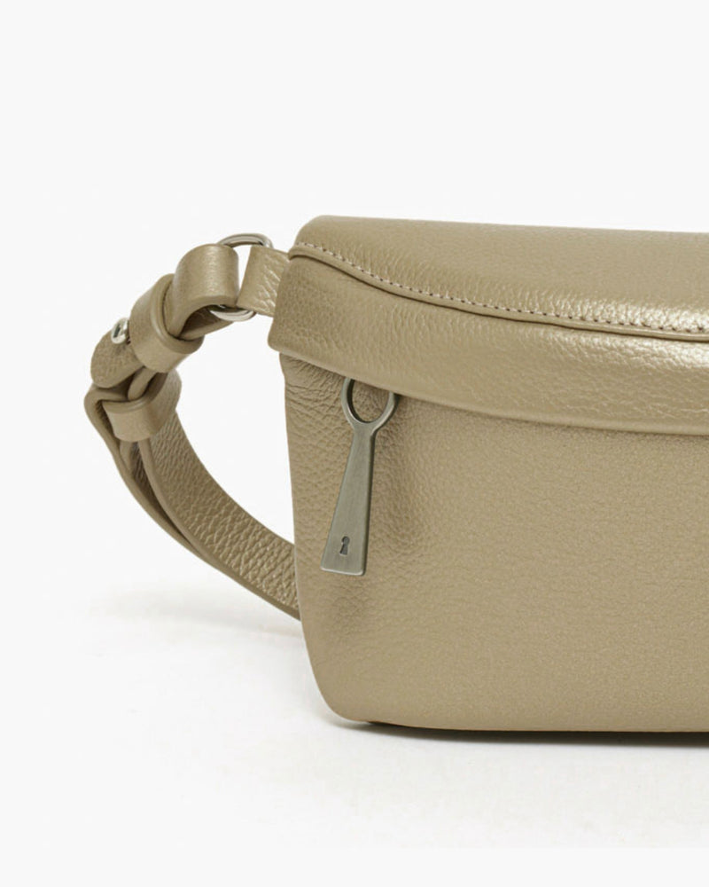 Pochete Rafa Fendi Perolado